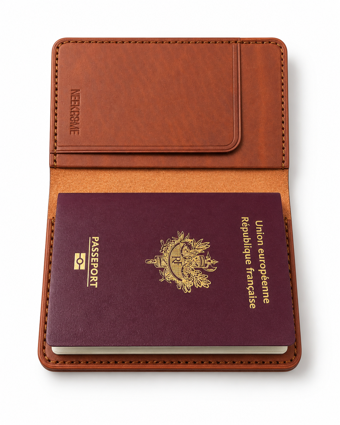 Étui porte-passeport NEEKROME en cuir cognac avec passeport français